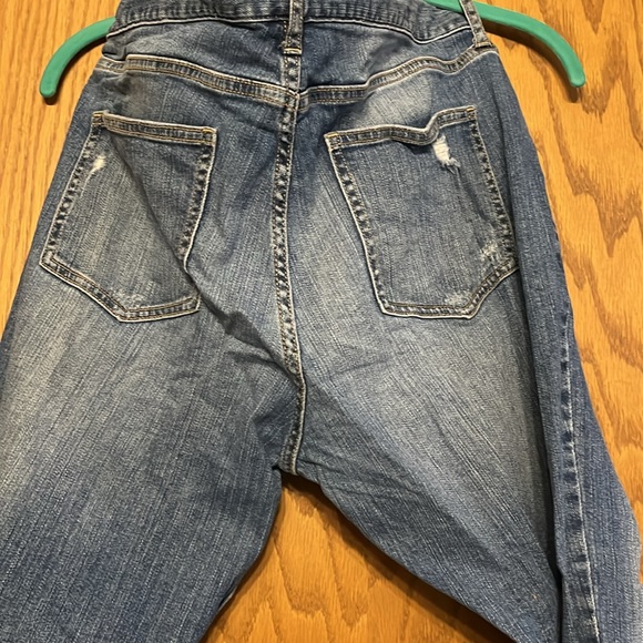 Women’s Banana Republic straight jeans.   Size 32. - Picture 4 of 8